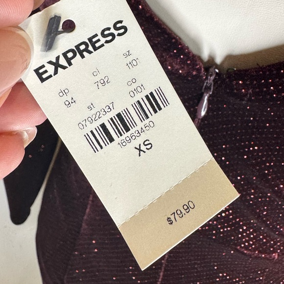 NWT Express Velvet Sweetheart V-Wire Sheath Dress, Size XS - Picture 9 of 13